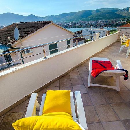 Apartment Ive Трогир Экстерьер фото