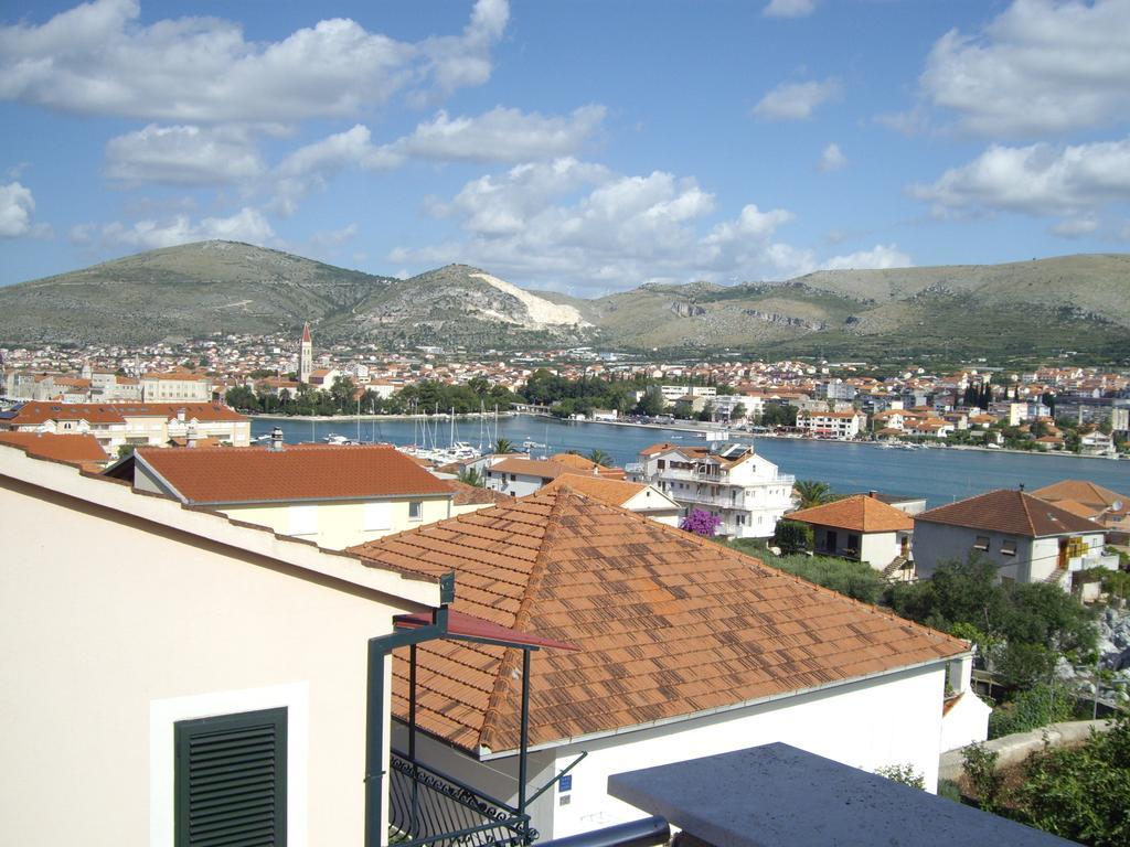 Apartment Ive Трогир Экстерьер фото
