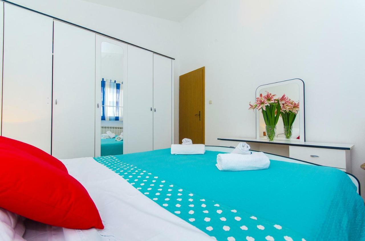 Apartment Ive Трогир Экстерьер фото