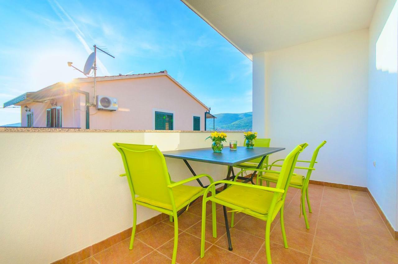 Apartment Ive Трогир Экстерьер фото