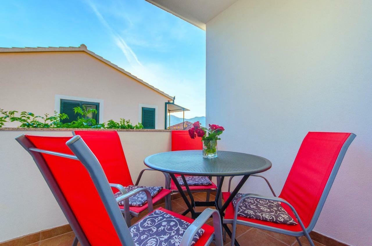 Apartment Ive Трогир Экстерьер фото