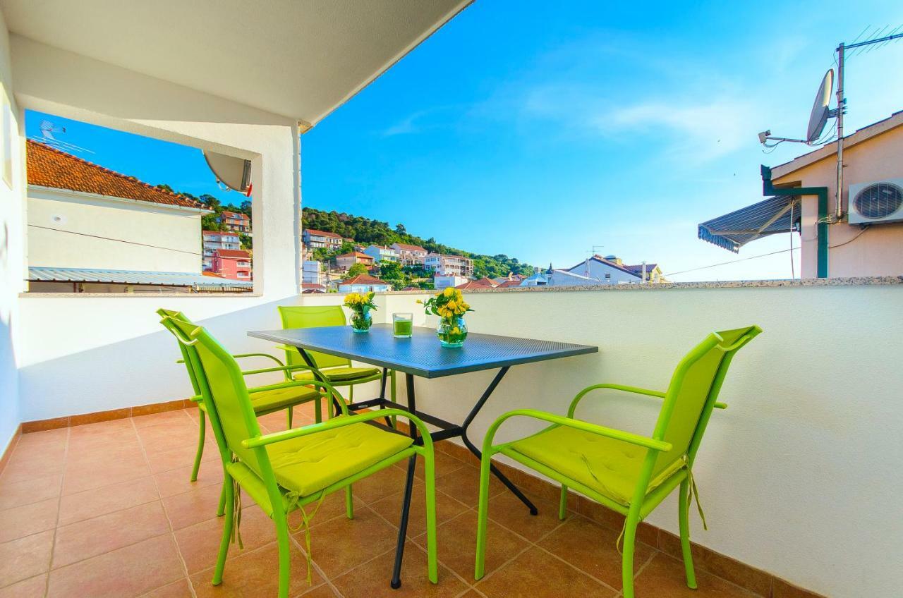 Apartment Ive Трогир Экстерьер фото